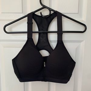 Black VSX sports bra